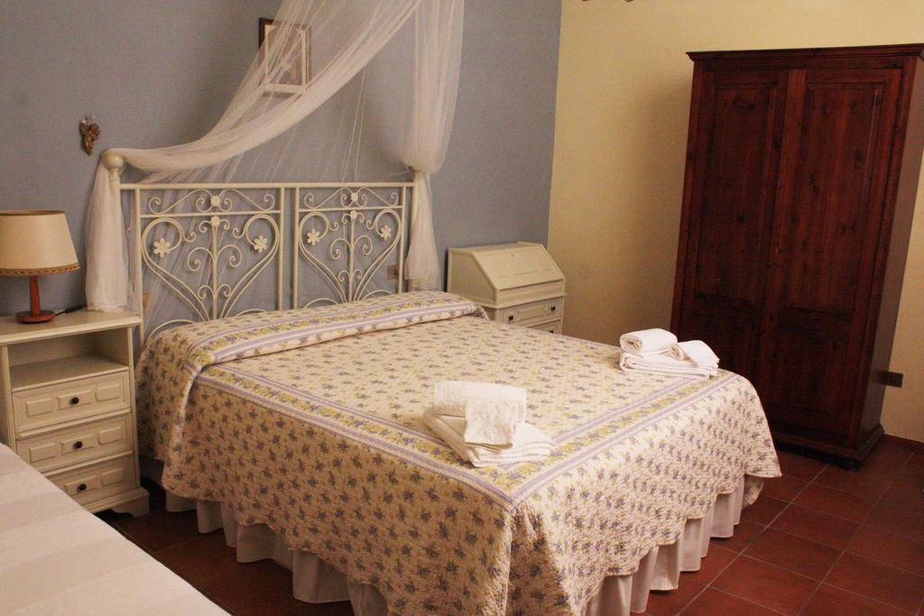 Agriturismo L' Agresto Villa Casole d'Elsa Room photo